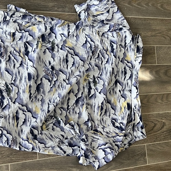 Lacoste Hawaiian print shirt - Picture 1 of 3